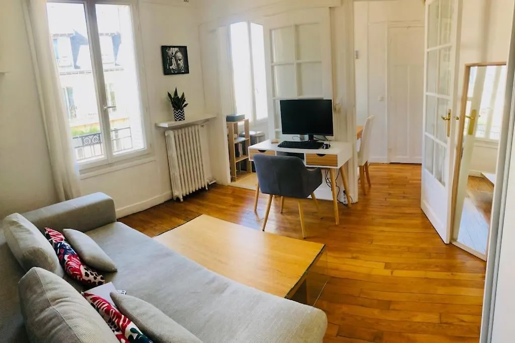 Cosy Studio Near Public Transport Apartment Paris
